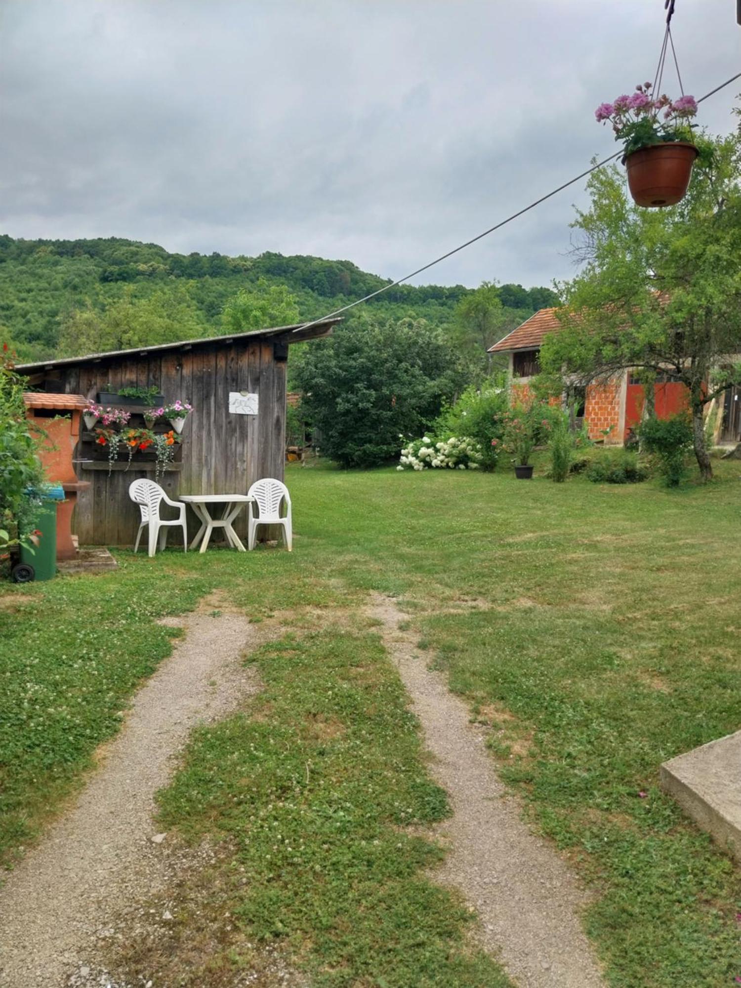 Guest House Happy Day Slunj Dış mekan fotoğraf