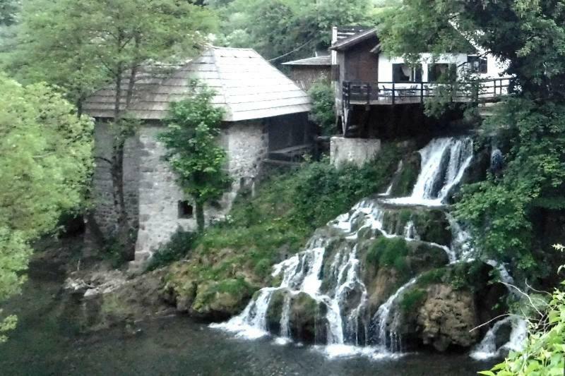 Guest House Happy Day Slunj Dış mekan fotoğraf
